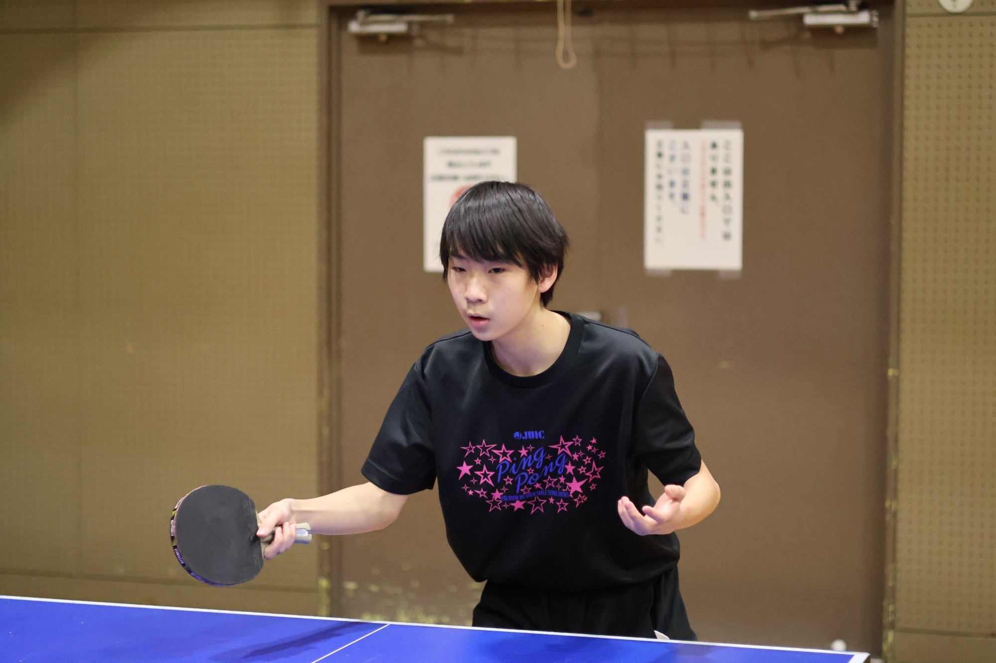 井上　友巴